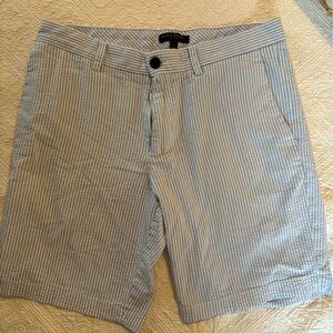 Banana Republic searsucker shorts size 31